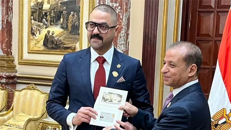 أحمد الباز بعد تسلم كارنيه مجلس الشيوخ: هدفنا الأساسي خدمة الوطن