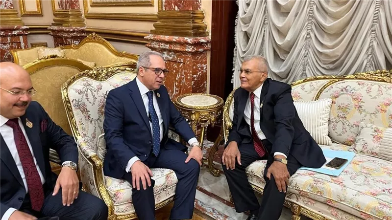 أحمد حلمي الشريف يستلم كارنيه عضوية الشيوخ ويؤكد: خدمة المواطن والوطن أولوية