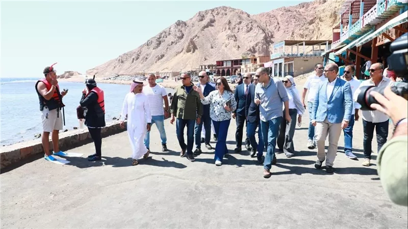 منال عوض: تسريع تشغيل مصنع ومدفن المخلفات بشرم الشيخ 