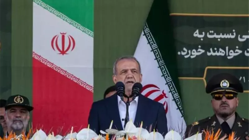 الرئيس الإيراني يصل إلى الأمم المتحدة سعياً لتجنب المزيد من العقوبات