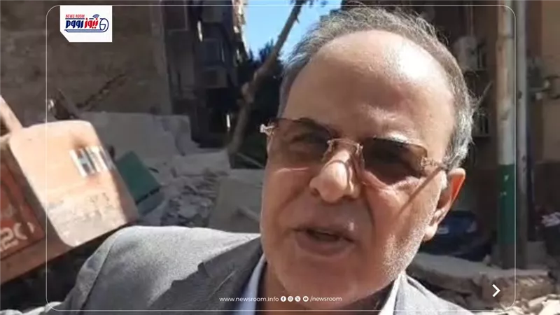 زلزال رج المنطقة.. شهود عيان يكشفون لحظة انهيار عقار مكون من 5 طوابق في المنيا