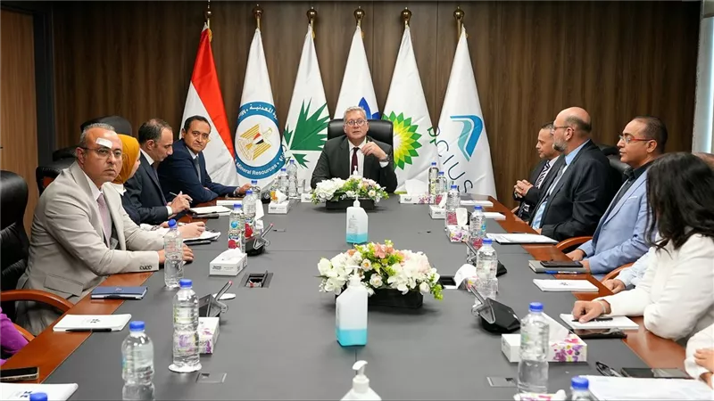 وزير البترول يتابع تطور إنتاج حقول الفرعونية ببورسعيد