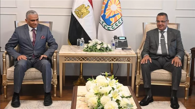 محافظ جنوب سيناء يبحث مع رئيس جامعة الملك سلمان تعزيز الخدمات التعليمية