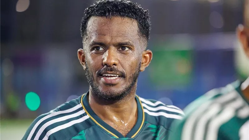 إبراهيم هزازي: بيراميدز فاجئ الجميع والأهلي استحق الهزيمة|خاص