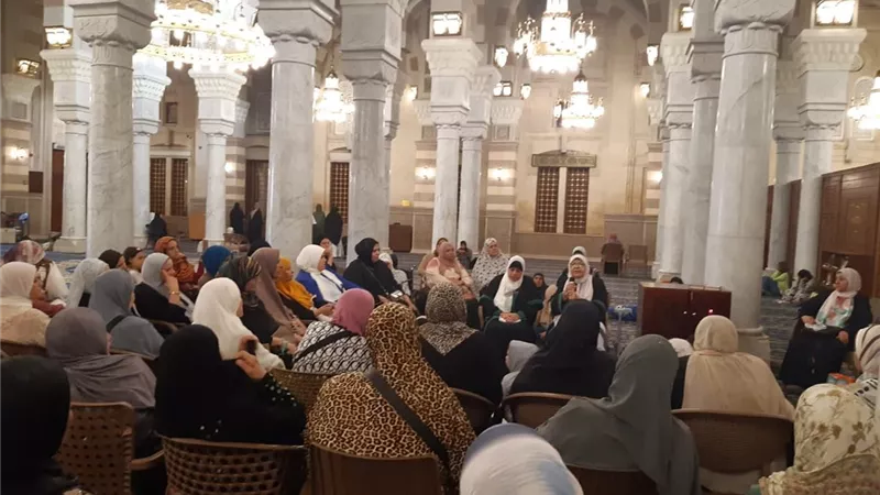  رحمة النبي ﷺ منهاج حياة..ندوة دينية بمسجد السيدة زينب رضي الله عنها