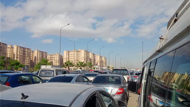 حركة المرور اليوم الخميس.. استقرار نسبي بالقاهرة والجيزة وسط كثافات متفرقة