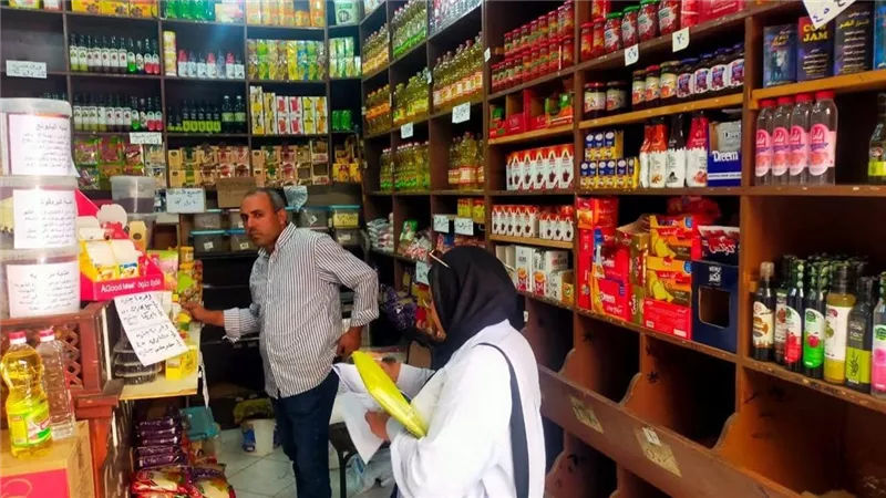 ضبط 480 ألف قطعة مصاصة منتهية الصلاحية في حملات تموينية بالقليوبية