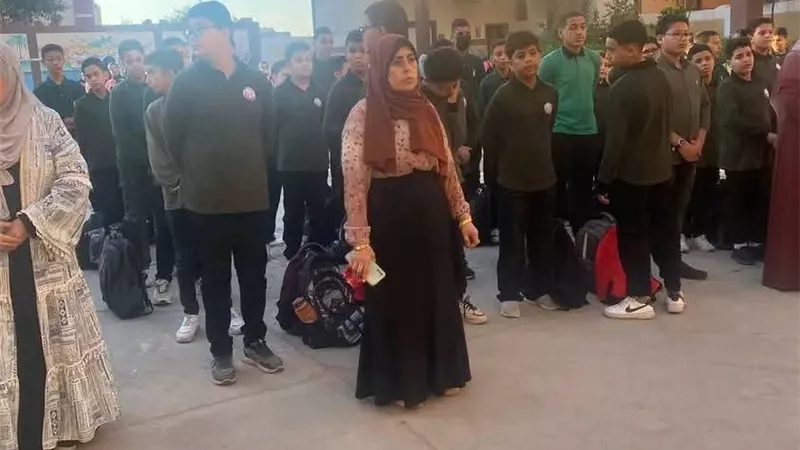 متابعة تعليمية بمدرسة تل الكاشف الإعدادية بدمياط لتوفير بيئة جاذبة للطلاب