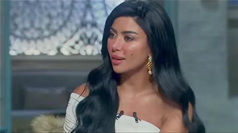 كارولين عزمي عن تلقيها عروض للزواج : مشكلتي إني حبيبة أوي
