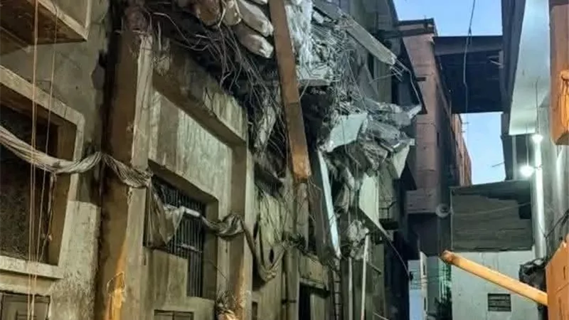 اندلاع حريق هائل بمصنع البشبيشي في المحلة الكبرى ووفاة حالتين وإصابة 27 آخرين