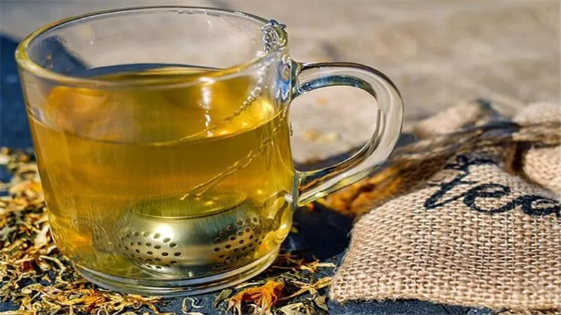 شاي المورينجا وفوائده الصحية لتعزيز المناعة والطاقة