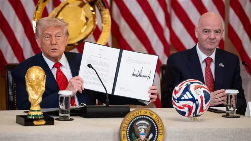 ترامب يهدد بإلغاء كأس العالم إذا لم تشارك إسرائيل فيه 