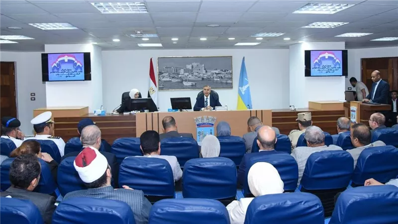 الفريق أحمد خالد يقود المجلس التنفيذي بالإسكندرية لمناقشة قضايا وخدمات المواطن