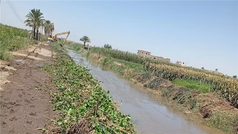 محافظ أسيوط: استمرار حملات تطهير الترع والمصارف لضمان وصول المياه إلى المزارعي