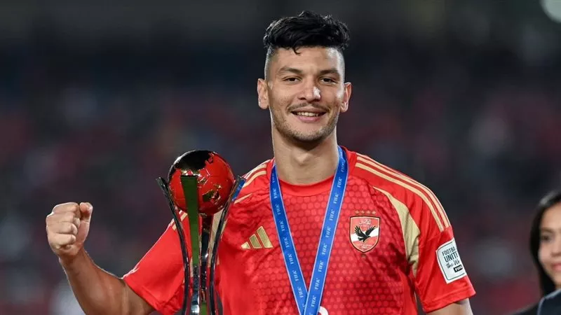 ستاد المحور يكشف موقف شكري وداري من مباراة القمة أمام الزمالك