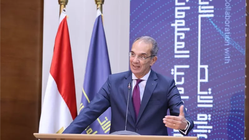وزير الاتصالات: 