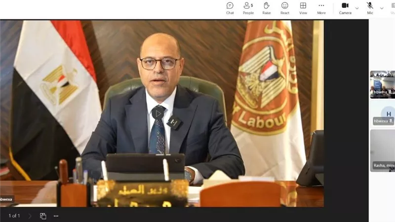 وزير العمل: توقيع مُذكرة تفاهم مع اتحاد الصناعات بولاية بافاريا الألمانية