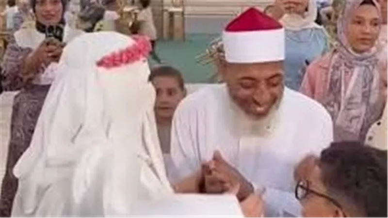 أب كفيف يشارك في فرح ابنته:رؤية القلب تتجاوز حدود البصر