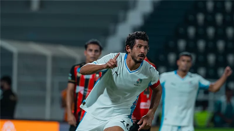 بعد غياب عامين ونصف.. أحمد حجازي يسجل في فوز نيوم بالدوري السعودي