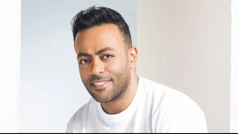 الليلة .. تامر عاشور يستعد لإحياء حفلا غنائيا في أبو ظبي 