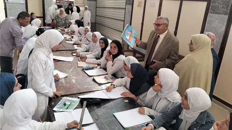 جولات ميدانية لمتابعة انتظام الدراسة في مدارس بني سويف الفنية