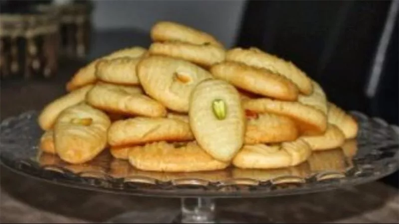 طريقة تحضير رموش الست بخطوات سهلة ومذاق شهي ..تفاصيل