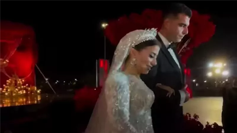 الدكتورة هبة قطب تحتفل بزفاف ابنتها الميكاب أرتيست دينا هشام