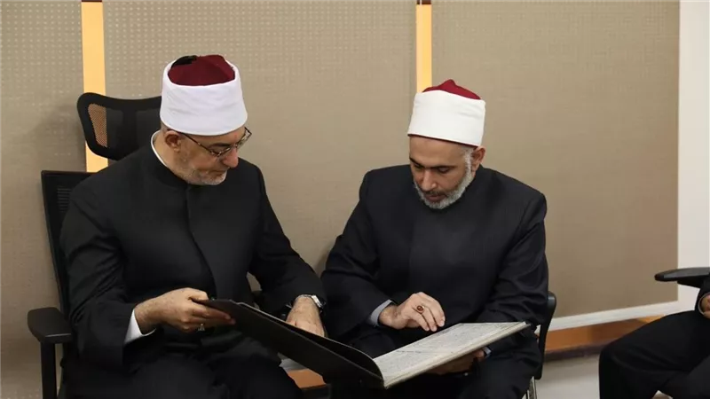 مفتي الجمهورية يشدِّد على ضمان جودة الفتاوى والإصدارات ومطابقتها للمعايير 
