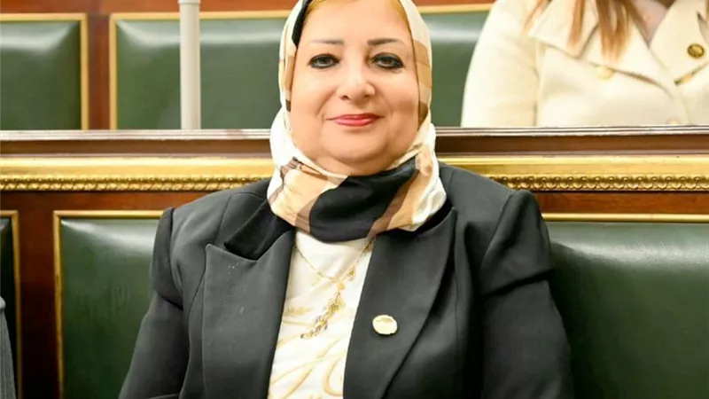 النائبة نسرين عمر تؤيد إنشاء بنوك للجلد وتشجع التبرع بعد الوفاة