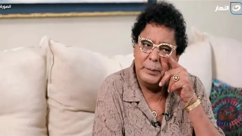 محمد منير: أسوان منحتني فلسفة الصلابة والنعومة |فيديو 