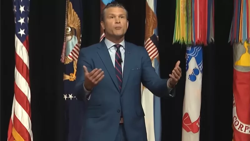 هيجسيث يهاجم الجنرالات والجنود البدناء وحاكم كاليفورنيا ينتقد ترامب لنفس السبب