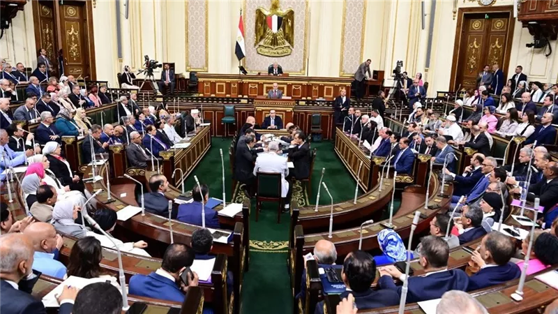 رئيس النواب يرفع الجلسة الافتتاحية والإنعقاد غدًا 