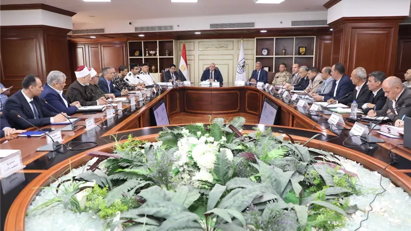 تنفيذي بني سويف يوافق على طلبات لمواطنين لإجراء تعديلات وإلغاء شوارع