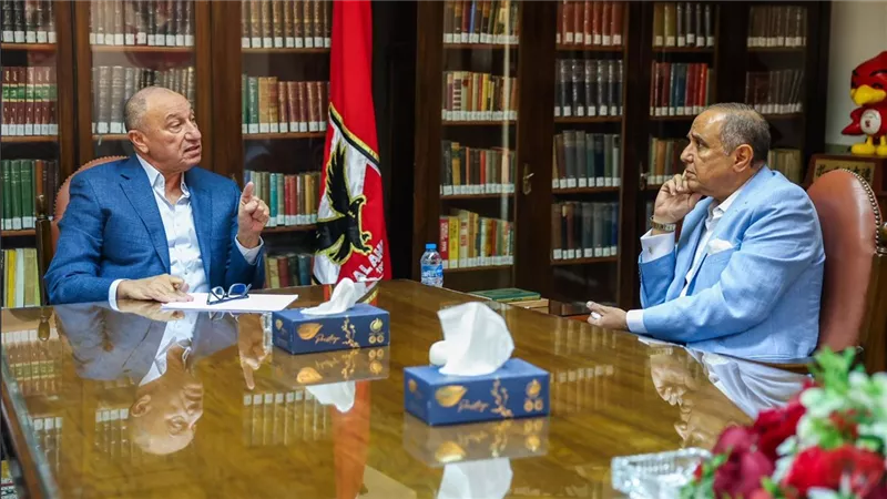 وجوه جديدة في قائمته.. الخطيب يبدأ خطة حملته الانتخابية 