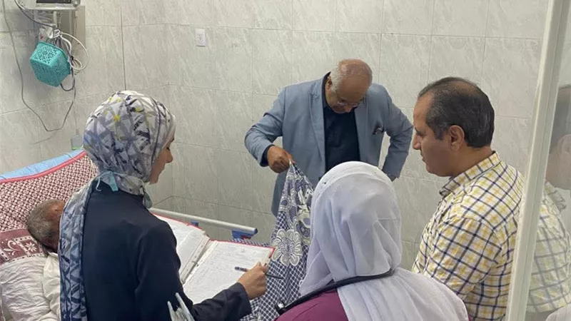 لجنة مكبرة بدمياط تتابع انتظام العمل بمستشفيات الصدر والرمد وتقييم الخدمات