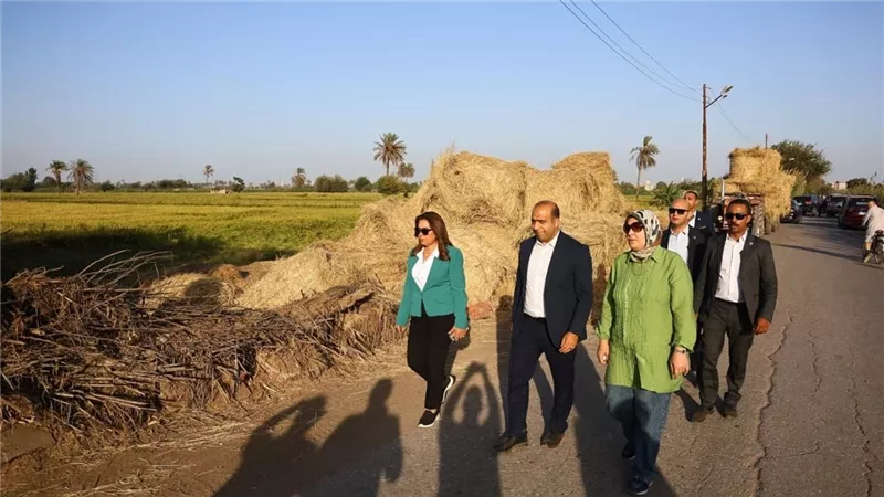  وزيرة التنمية المحلية والقائم بأعمال وزير البيئة في جولة مفاجئة لمنظومة جمع ق