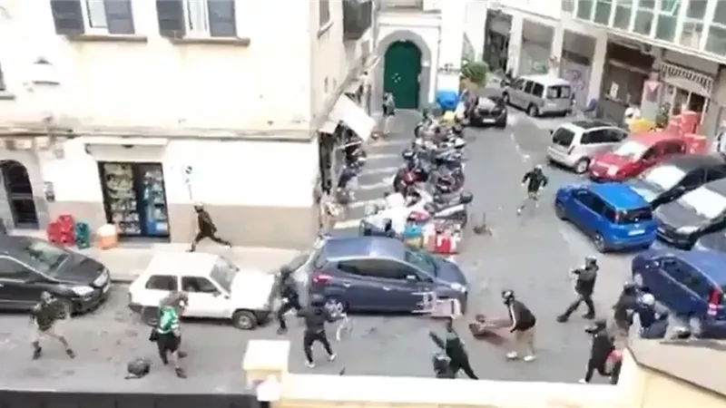 بعد مواجهة نابولي وسبورتينغ.. إصابة واعتقالات خلال أعمال عنف في نابولي