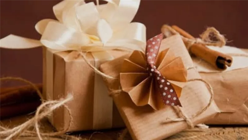 أفضل أفكار هدايا لمواليد برج الميزان.. من العطور إلى الإكسسوارات 	