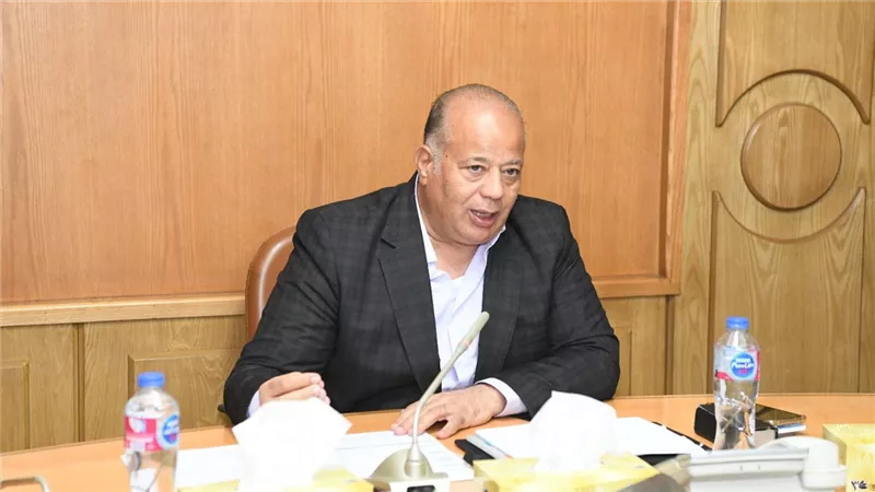سكرتير عام مساعد قنا يشارك بافتتاح منتدى دندرة الاقتصادي  