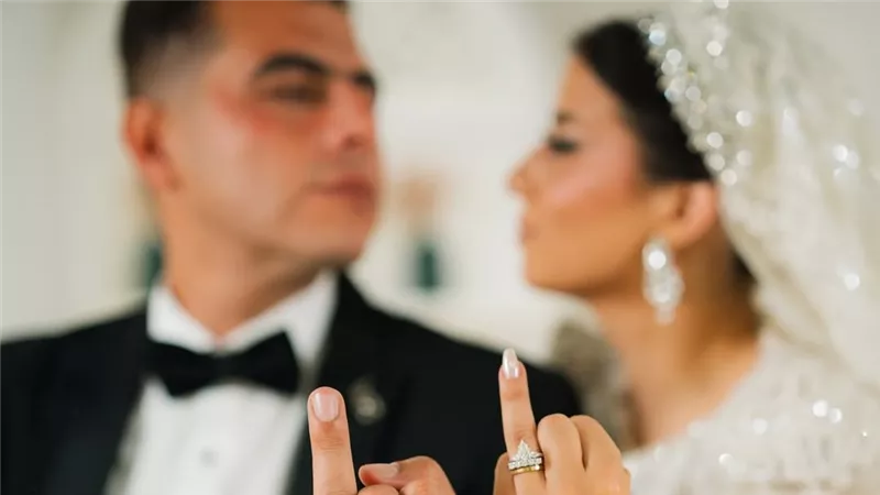 أول تعليق من دينا هشام ابنة هبة قطب بعد جدل حفل زفافها |صور 