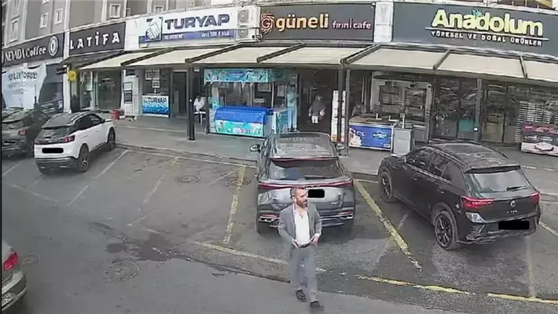 غيّر هويته وتم تجنيده عبر واتساب.. تركيا تعتقل جاسوسًا إسرائيليًا في أسطنبول