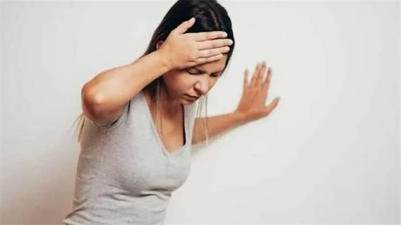 كيفية علاج مشاكل التوازن والدوار..أسباب شائعة وحلول طبية تغير حياتك