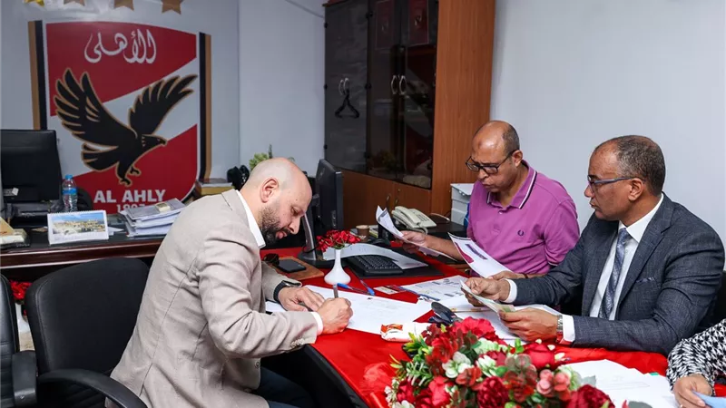 خبرات هندسية وإدارية في انتخابات الأهلي.. ما لا تعرفه عن حازم هلال