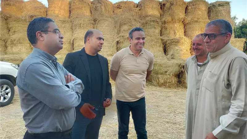 رئيس جهاز تنظيم المخلفات بوزارة البيئة يتفقد مكافحة السحابة السوداء بالشرقية