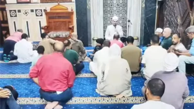 انعقاد مجلس الصلاة على النبي من رحاب مسجد السيدة سكينة بالقاهرة  