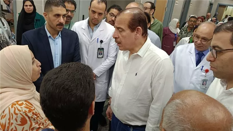 نائب وزير الصحة يتفقد منشآت طبية بمحافظة الغربية ويُشيد بأداء الأطقم الطبية