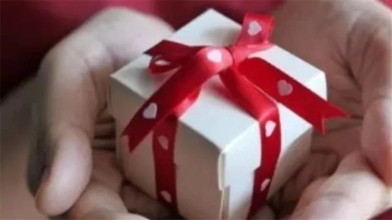 هدايا تسعد مولود برج الميزان وتخطف قلبه من النظرة الأولى 	