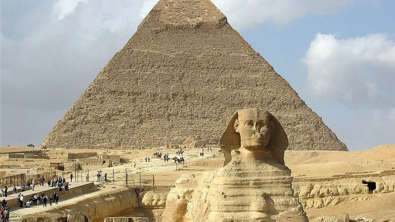 حمدي هاشم: «مين زي مصر» عمل وطني يجسد عظمة التاريخ وخصوصية الهوية المصرية