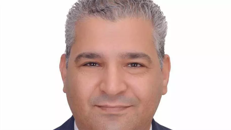 عياد رزق: خفض الفائدة بنسبة 1% رسالة إيجابية للأسواق المحلية 