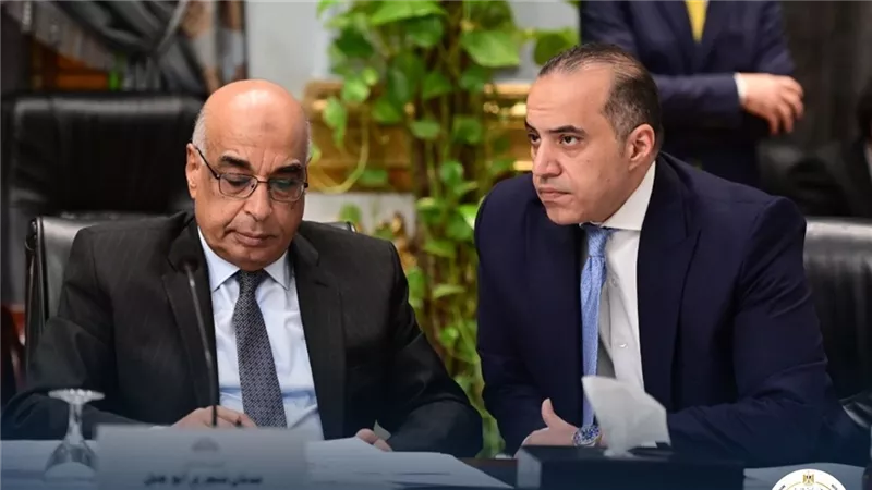 المستشار محمود فوزي يشارك فى اجتماع إعادة دراسة مواد اعتراض الاجراءات الجنائية